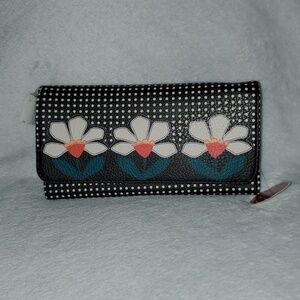 NWOT Relic Floral Polka Dot Long Wallet Smartphone Friendly